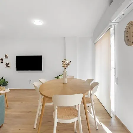 Daire Serene Urban Retreat With Ac And Wifi *