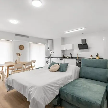 Apartment Serene Urban Retreat With Ac And Wifi *