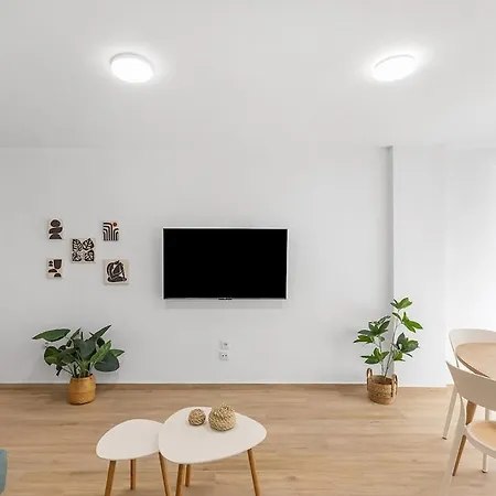 Daire Serene Urban Retreat With Ac And Wifi *