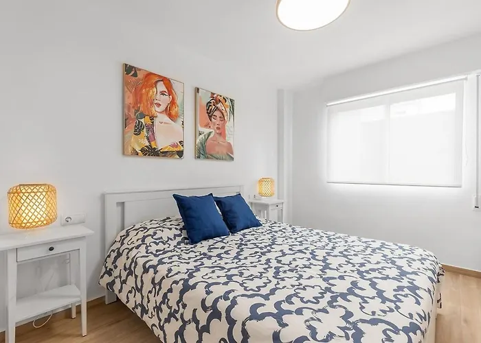Serene Urban Retreat With Ac And Wifi * Alicante